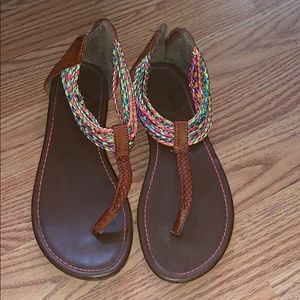 American Eagle colorful twisted sandals